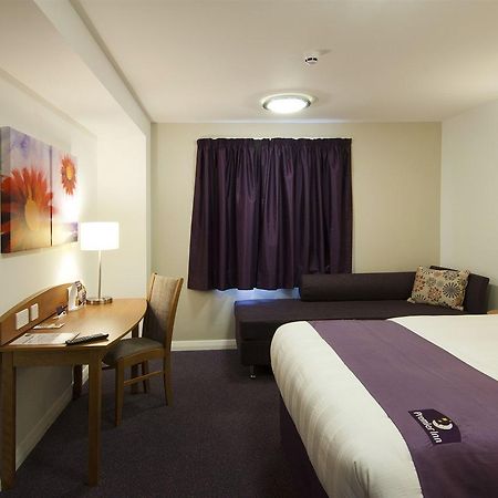 Premier Inn Bicester Dış mekan fotoğraf