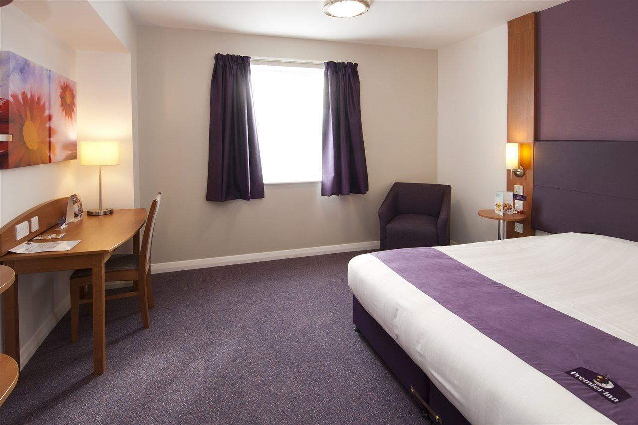 Premier Inn Bicester Dış mekan fotoğraf