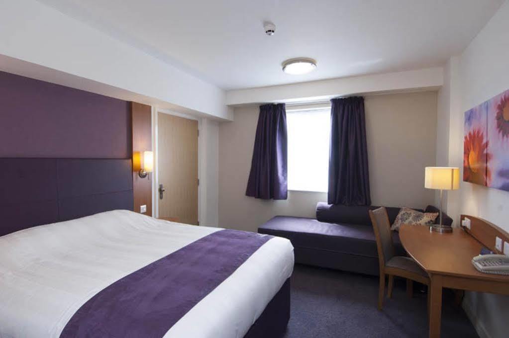 Premier Inn Bicester Dış mekan fotoğraf