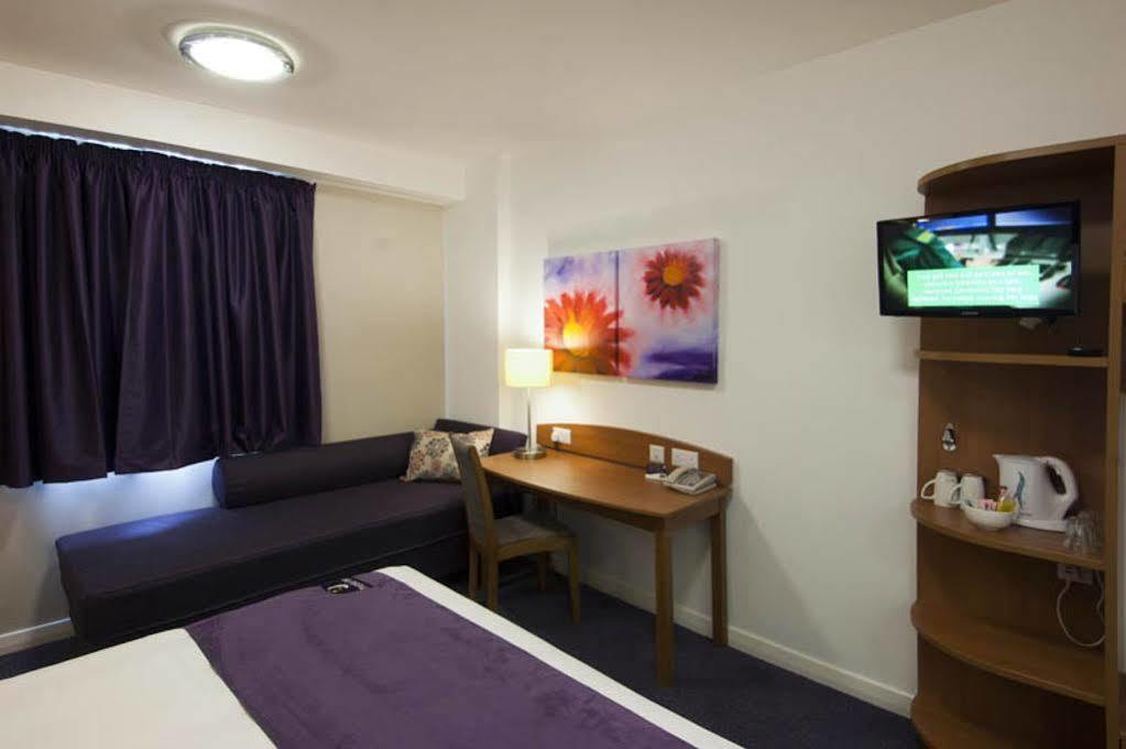 Premier Inn Bicester Dış mekan fotoğraf