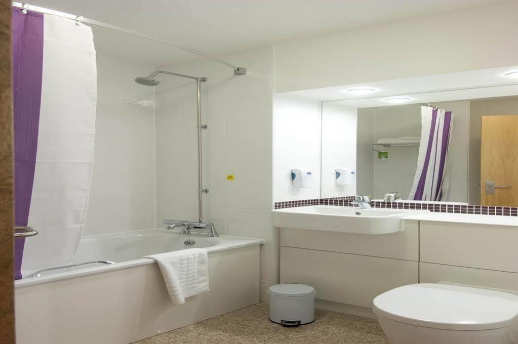 Premier Inn Bicester Dış mekan fotoğraf