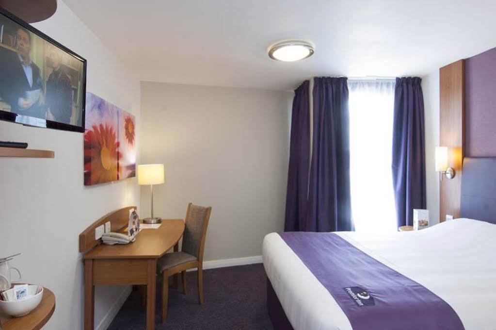 Premier Inn Bicester Dış mekan fotoğraf