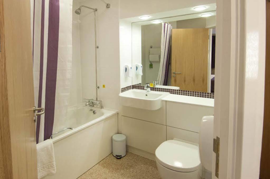 Premier Inn Bicester Dış mekan fotoğraf