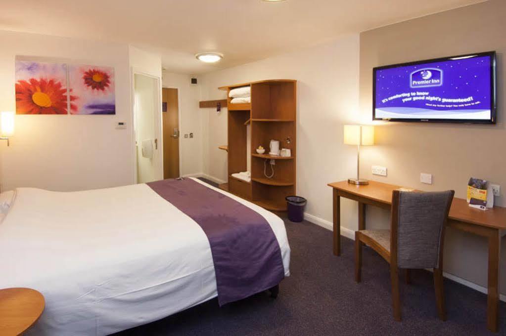 Premier Inn Bicester Dış mekan fotoğraf